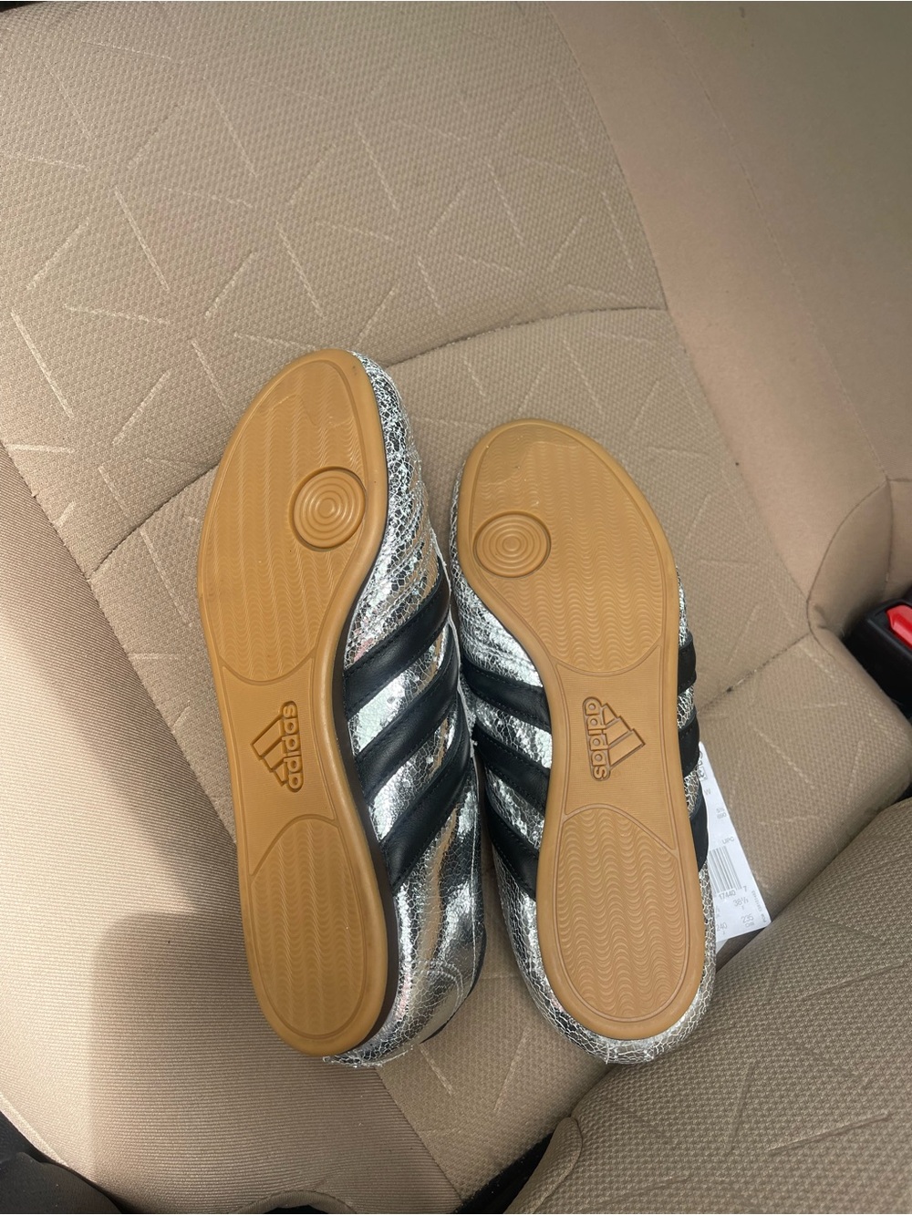 Adidas Taekwondo Women’s Silver Athletic Sneakers with Black Stripes Size 9.5 - Picture 6 of 7
